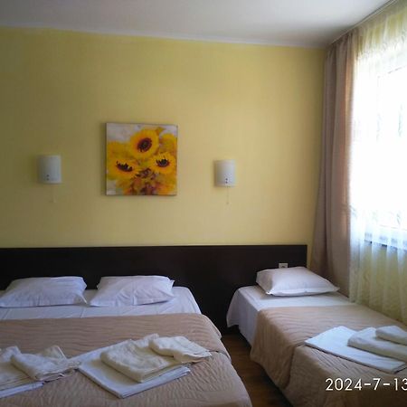 Central Plaza Apartment Солнечный берег Экстерьер фото