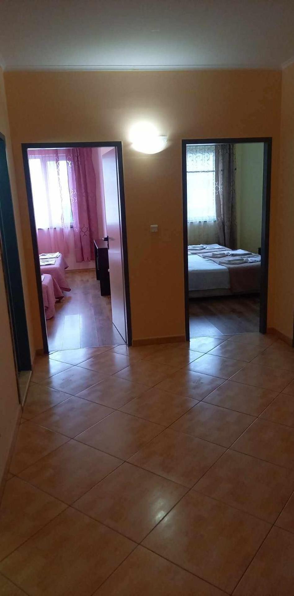 Central Plaza Apartment Солнечный берег Экстерьер фото
