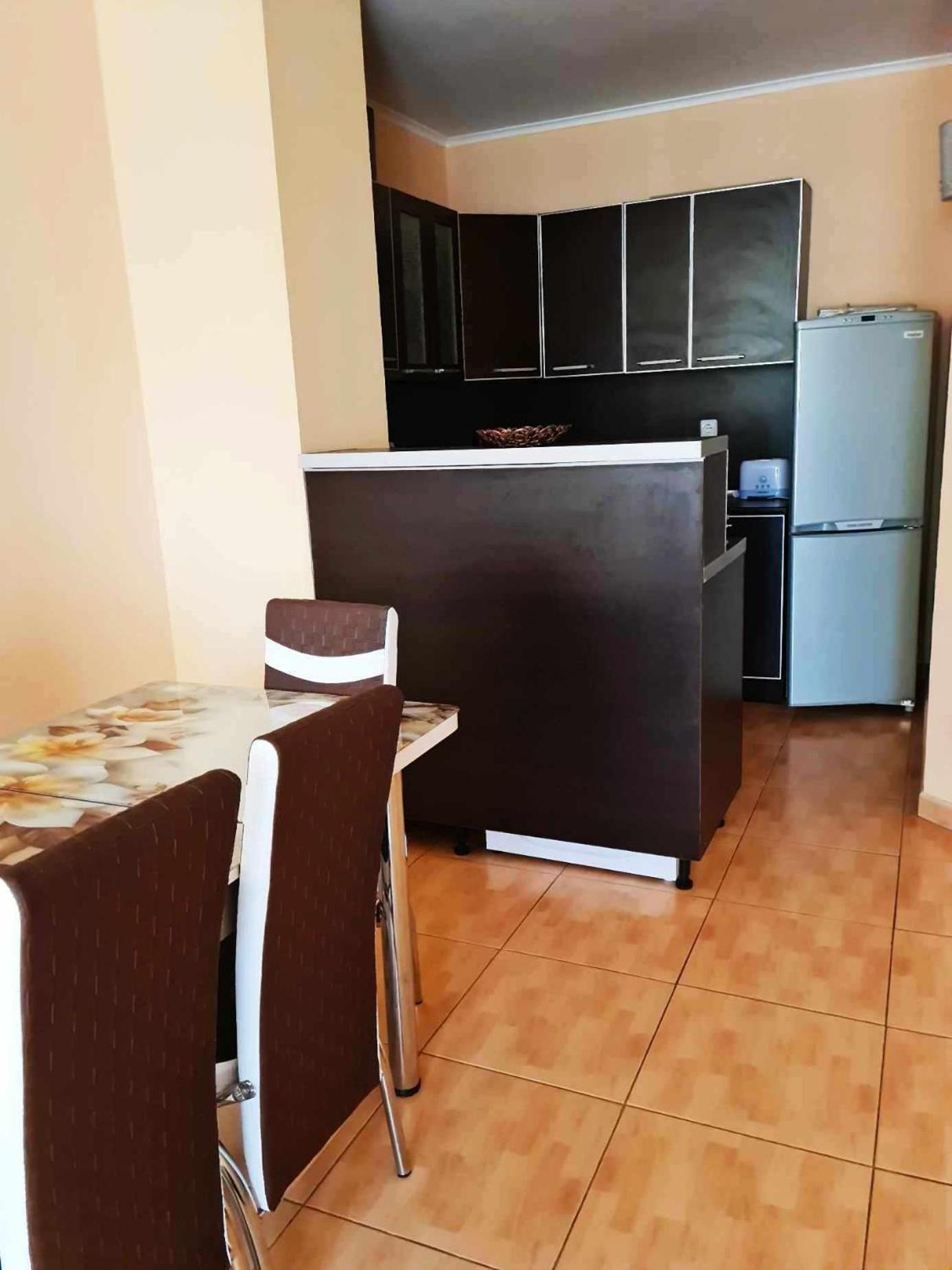 Central Plaza Apartment Солнечный берег Экстерьер фото