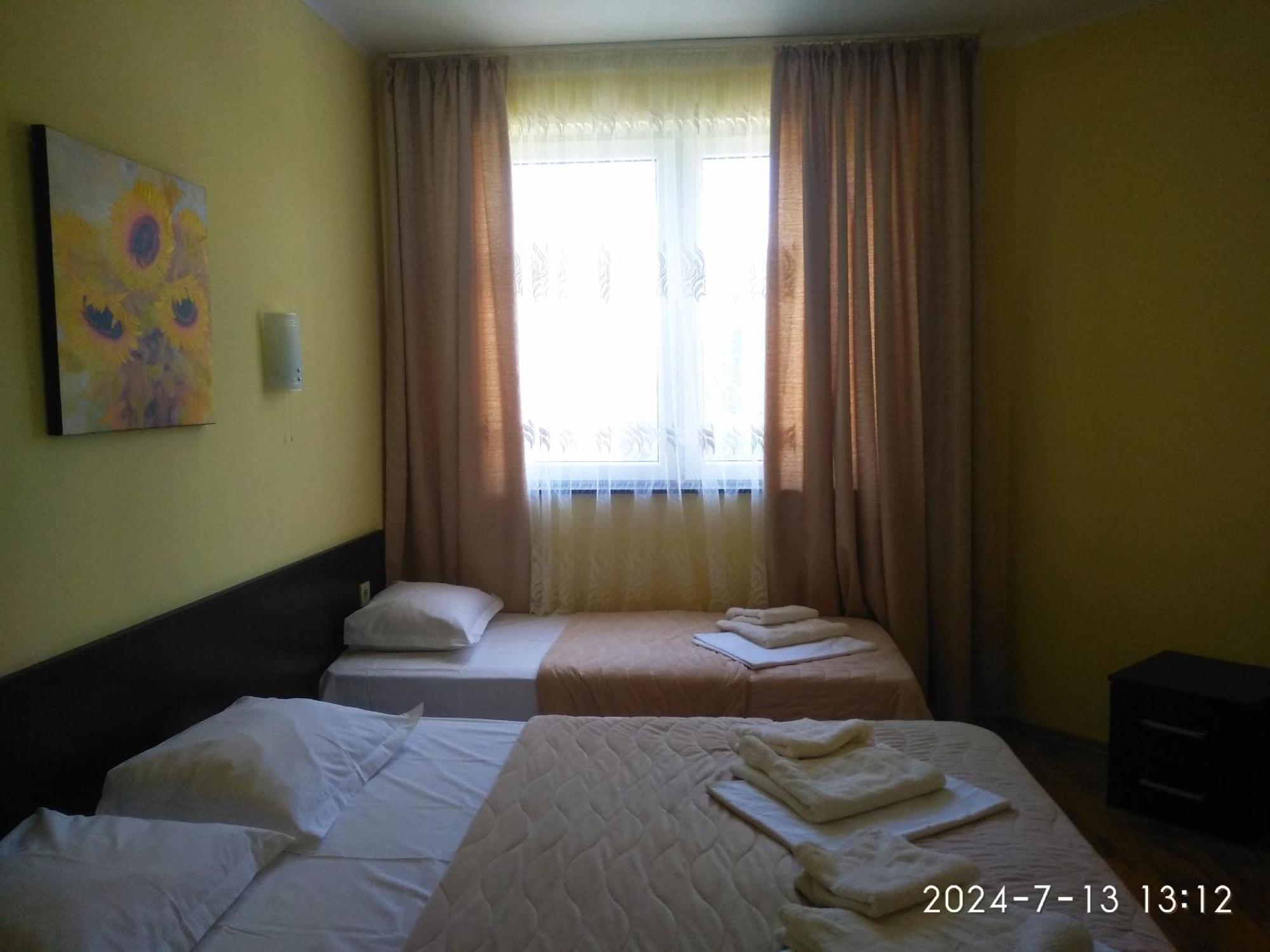 Central Plaza Apartment Солнечный берег Экстерьер фото